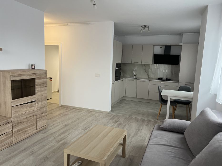 Proprietar ofer spre inchiriere ap. cu 2 camere