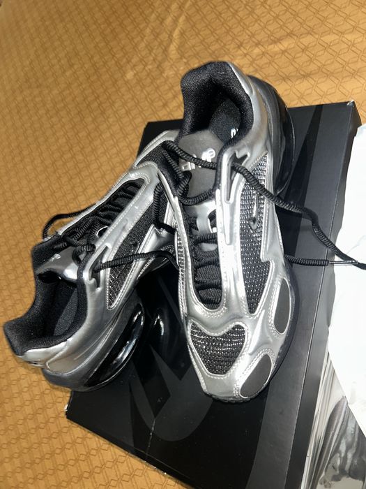 Adidasi dama noi cu bon originali