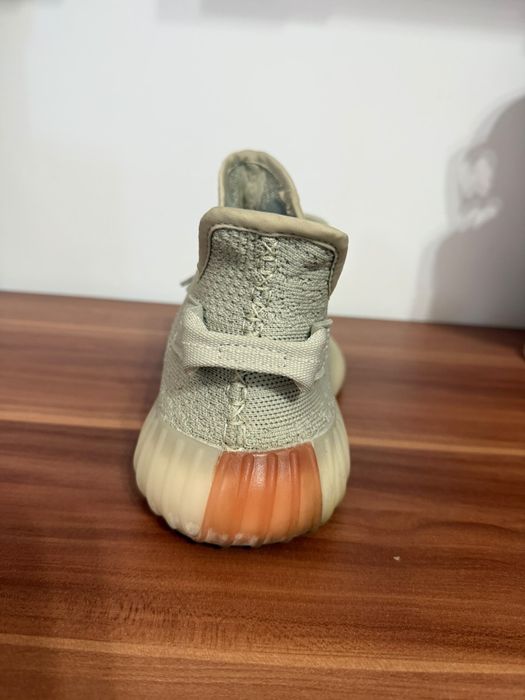 Adidasi Adidas Yeezy