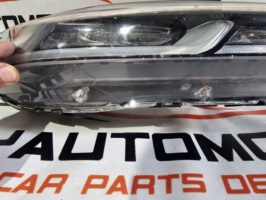 Far proiector drl dreapta Hyundai Santa Fe dupa 2018 cod 92208-S1000