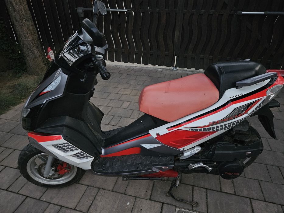 Scuter 125 cm la doar 970 km