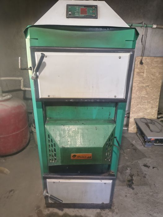 Vând Centrala pe lemne cu gazeificare Orlan 40 25kw