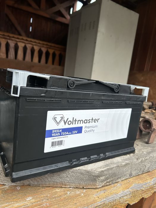 Baterie auto nouă Voltmaster 95Ah – 710A (EN) – 12V