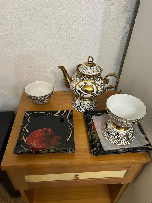 Чайный набор с чашками