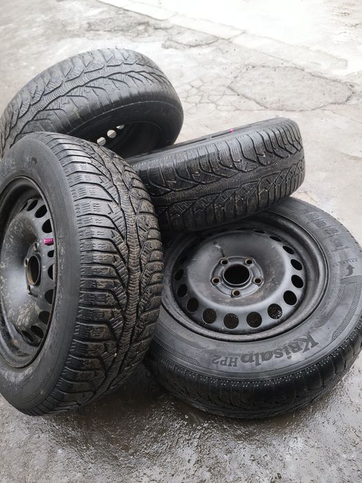 Cauciucuri Roti complete cu anvelope 196/65 R15