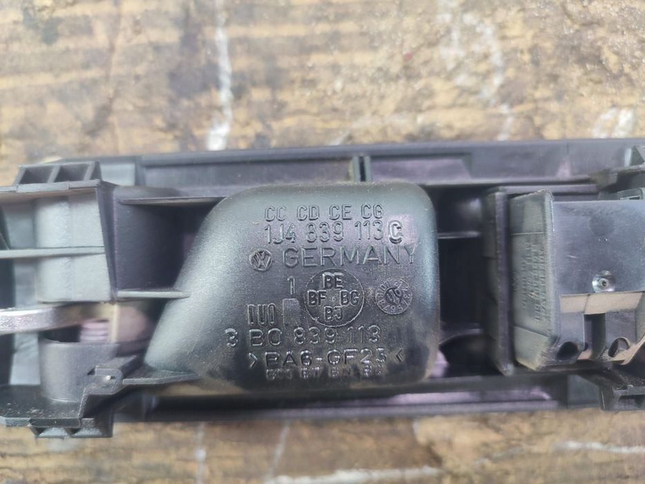 Maner interior stanga spate 1j4839113c Volkswagen VW Golf 4 [1997 - 2