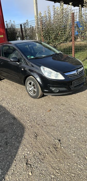 Vand opel corsa d . Din anul 2008