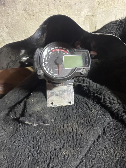 Продам фару. Хром.