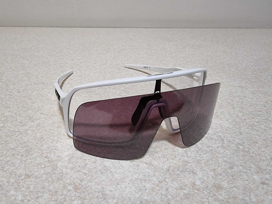 Велосипедные оригинальные очки Oakley Sutro OO9406