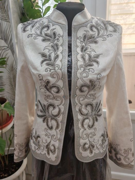 Кастюм национальный