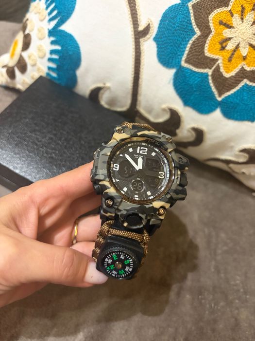 Нови мъжки часовници различни модели