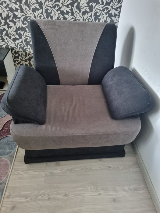 Vând 2 fotolii extensibile