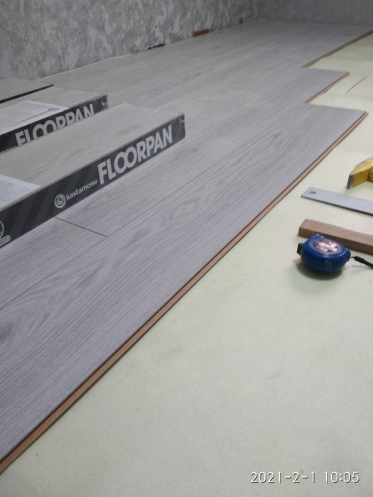 Укладка ламината.