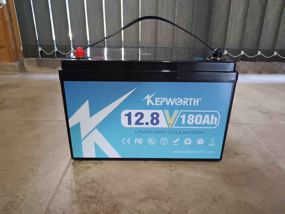 Батерия lifepo4 12V  300 AH !!!