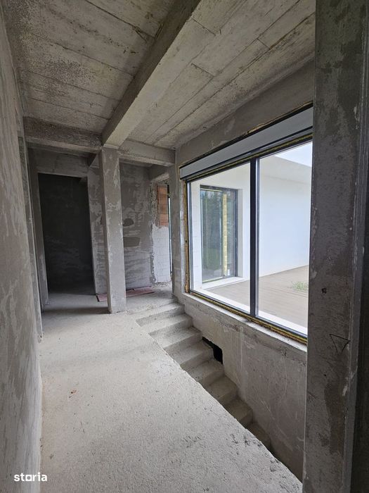 Casa 4 camere ,3 bai , 2 gradini, parcari in Borhanci