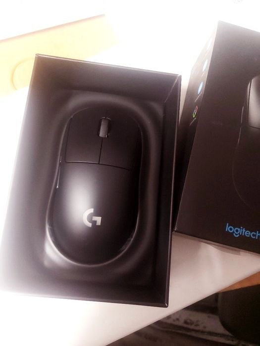 Mouse Logitech Pro wireless  ca nou