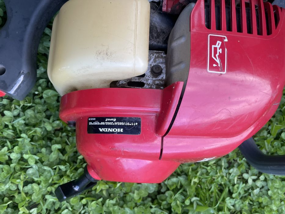 Motofoarfeca trimmer Honda HHH25