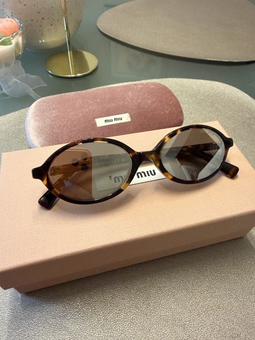 Слънчеви очила Miu Miu