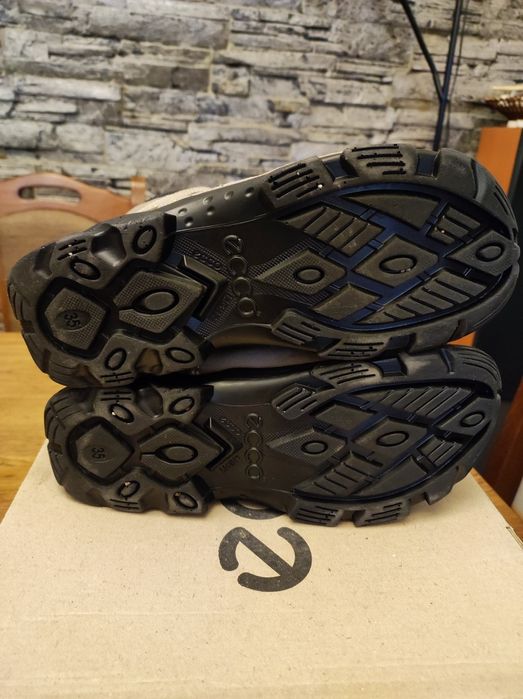 Ботуши ECCO номер 35