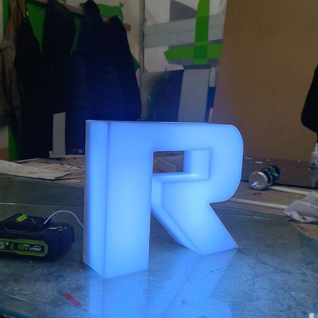 Tashqi reklama xizmati