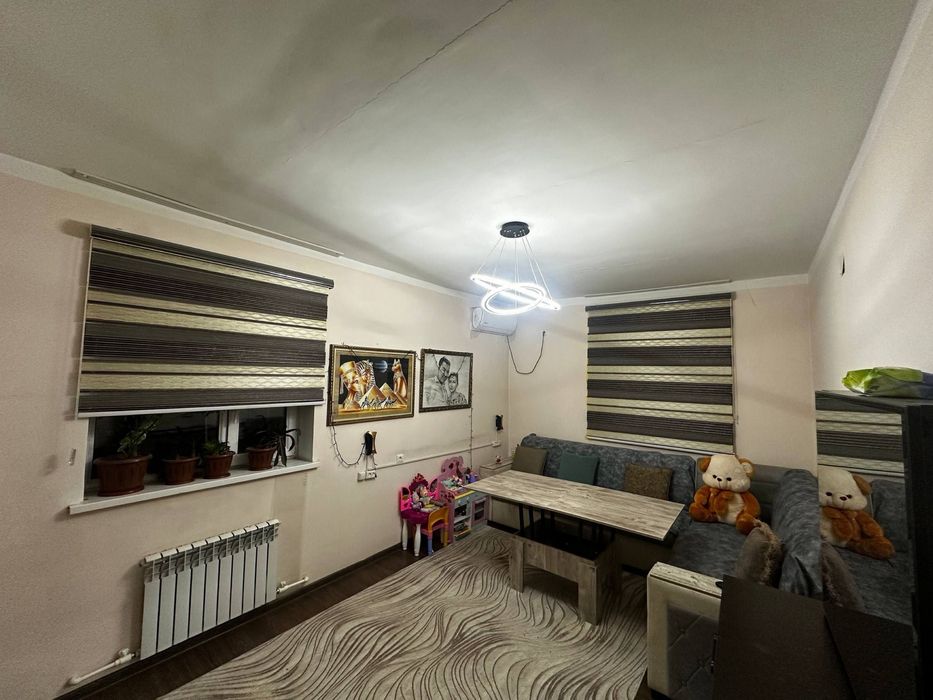 Срочна сотаман Узимни уйим Сергили 7 а 3 хона 66000 1 чи этаж метроОлд