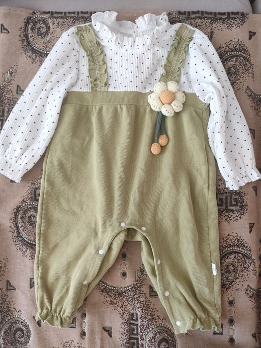Костюмчик на девочку