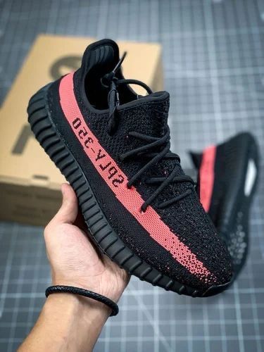 Yeezy boost *calitate premium * full box*