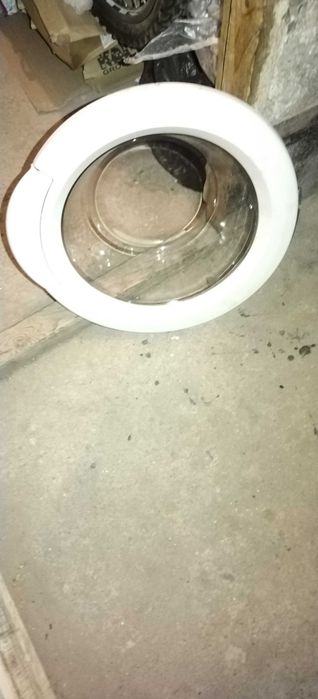 Продавам люк за пералня