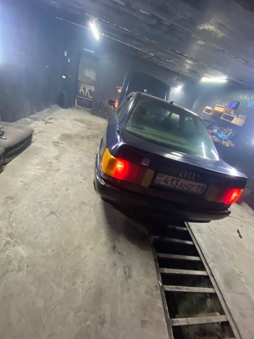 Продам машину Ауди 80