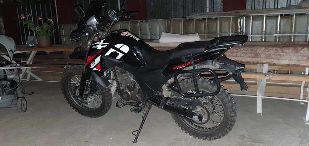 Мотоцикл Улар 250