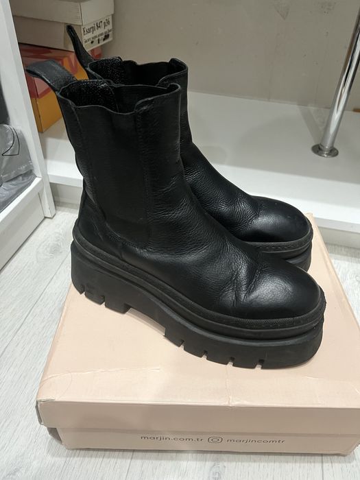 Продам кожаные челси