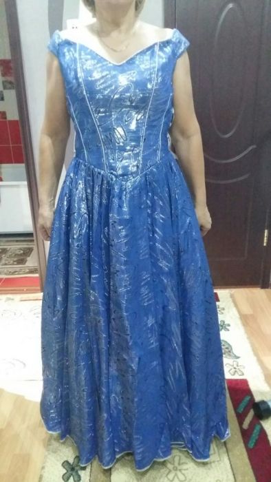 Продам бальное платье