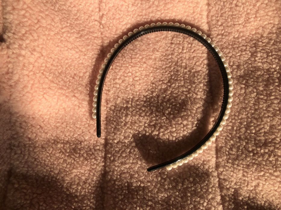 Ободок на голову, под жемчуг. Красивый подарок