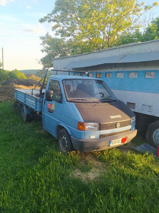 Vând camionetă Vw T4 .