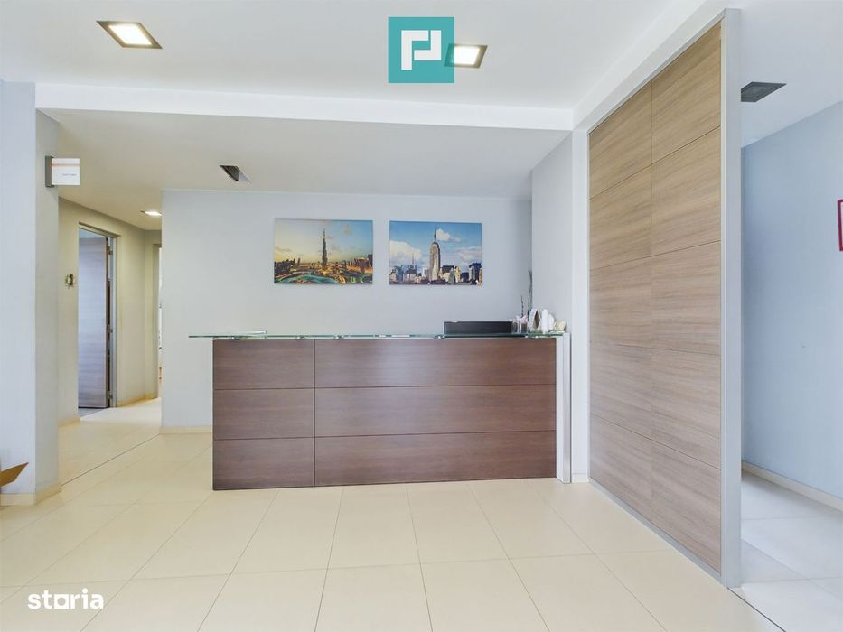 Spațiu comercial modern cu parcare proprie - Mai multe