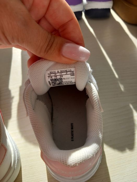 Adidași fetita mărimea 24