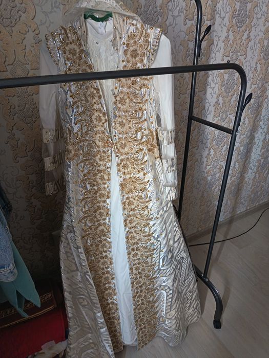 Ansambl sharfi bilan birga