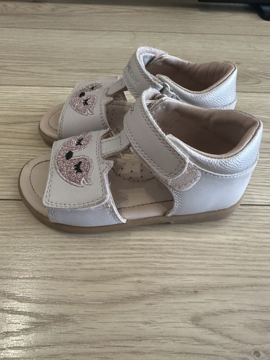 Детски сандали Geox