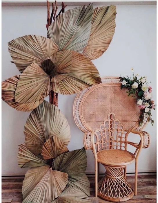 Продам пальмовые ветки для декора