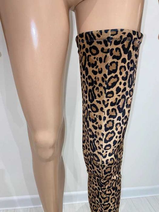 Уникални ултрависоки ботуши Pinko