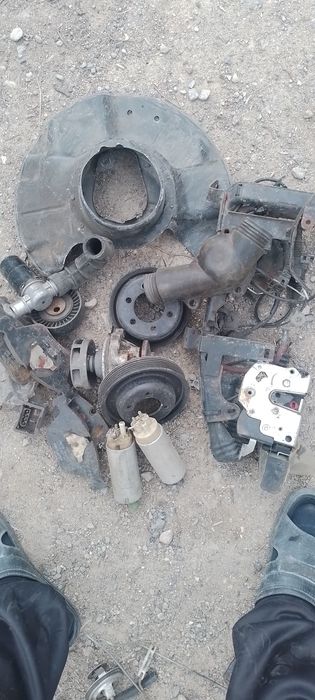 На BMW E34 M50 запчасти