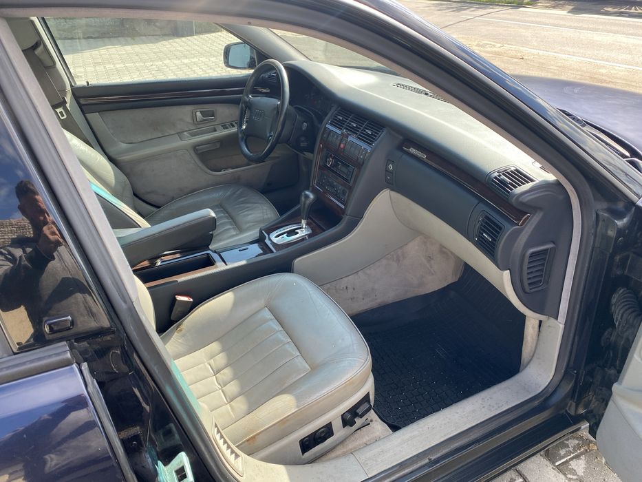 Audi a8/ 2.8 i/ quattro/ climatronic/ istoric/ retro