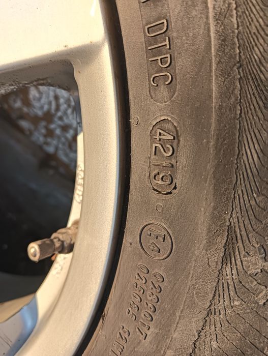 Cauciucuri iarna Semperit  215/65/16