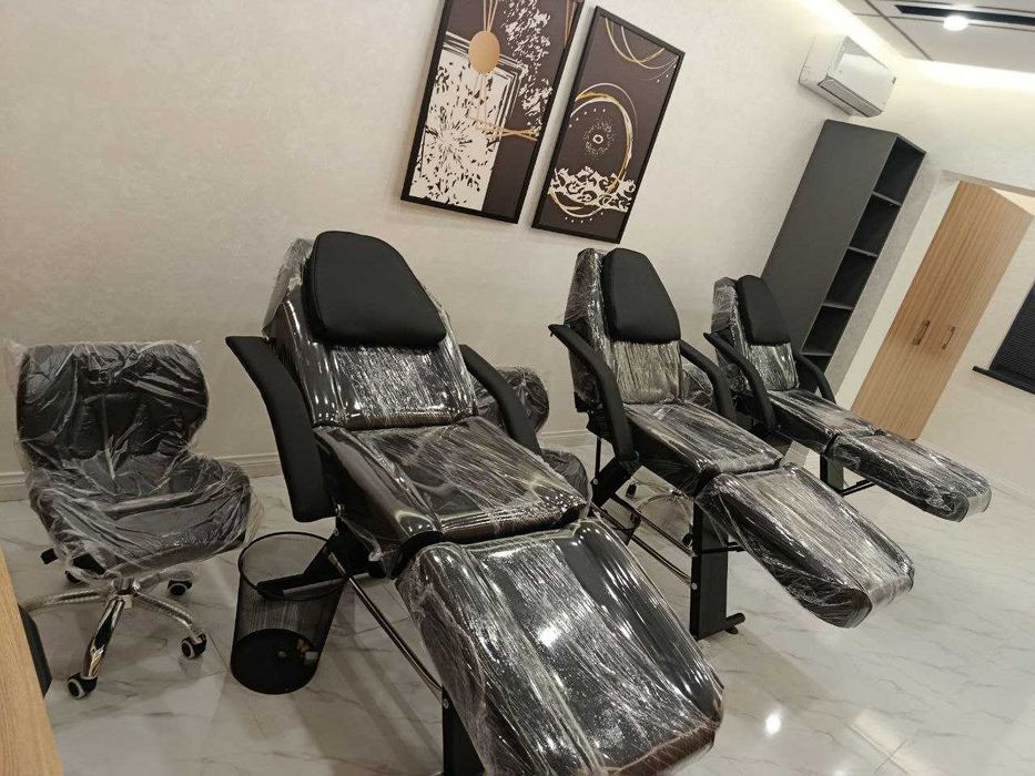 Кушетки, чемодан, педикьюрний косметологический, анатомический, детски