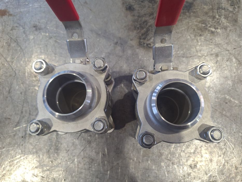 Неръждаем спирателен кран Ф50