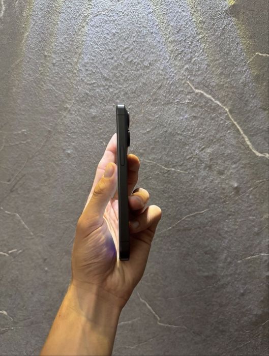 iPhone 15pro 256gb