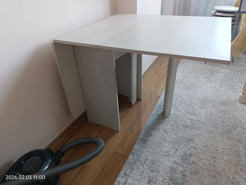 Стол раскладной белый