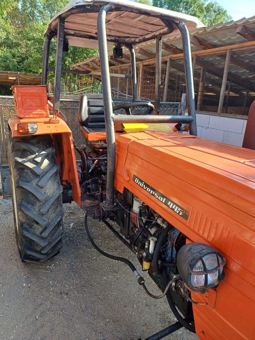 Vine tractor 445 stare foarte bună de funcționare,cu acte