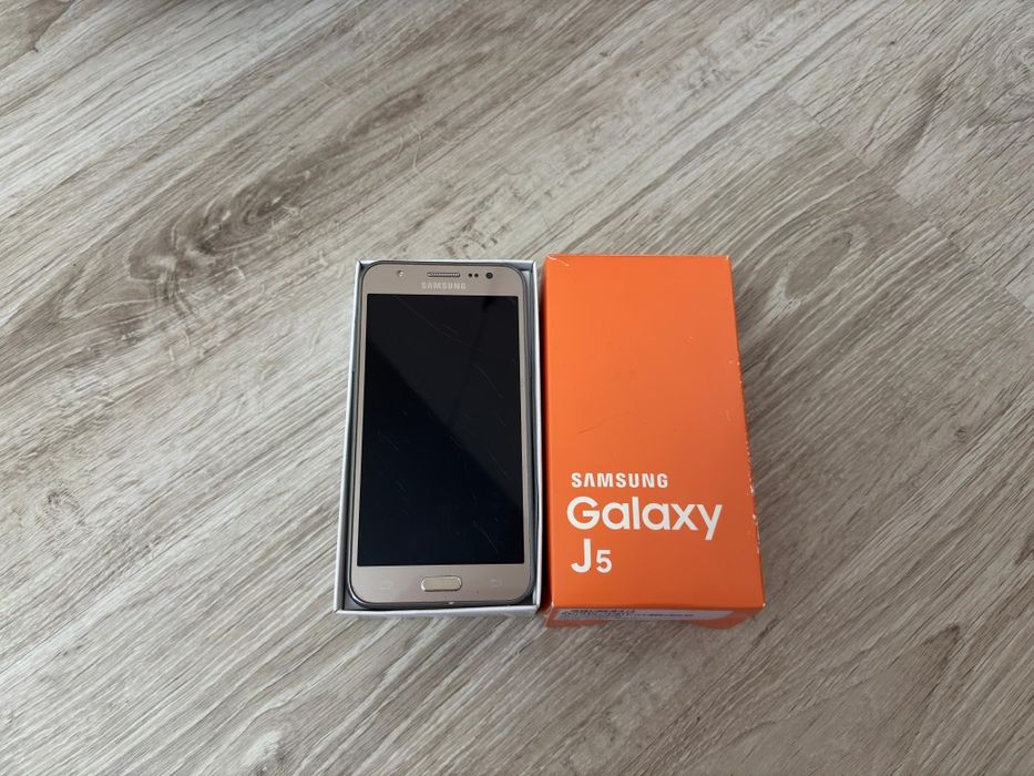 Продам телефоны нерабочии