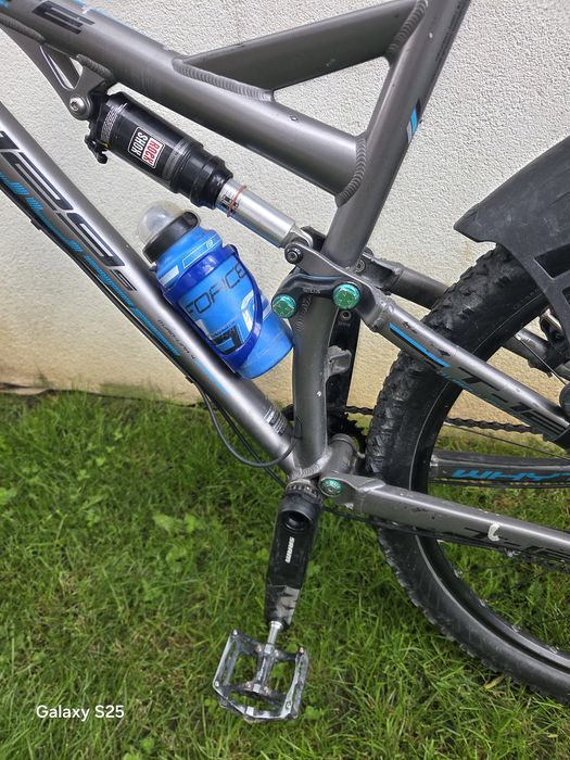 Bicicleta MTB Full Suspension Whyte T-129S